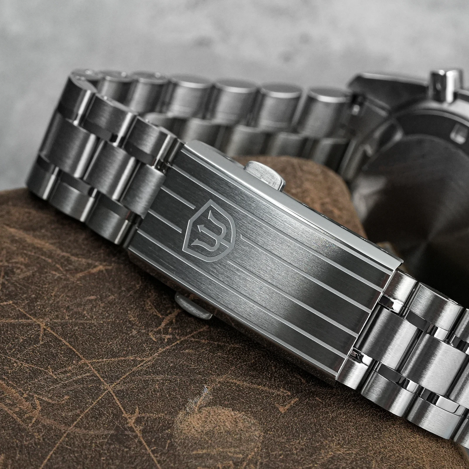 Watchdives 39mm VK63 Chronograph Watch WD1863 Stainless Steel