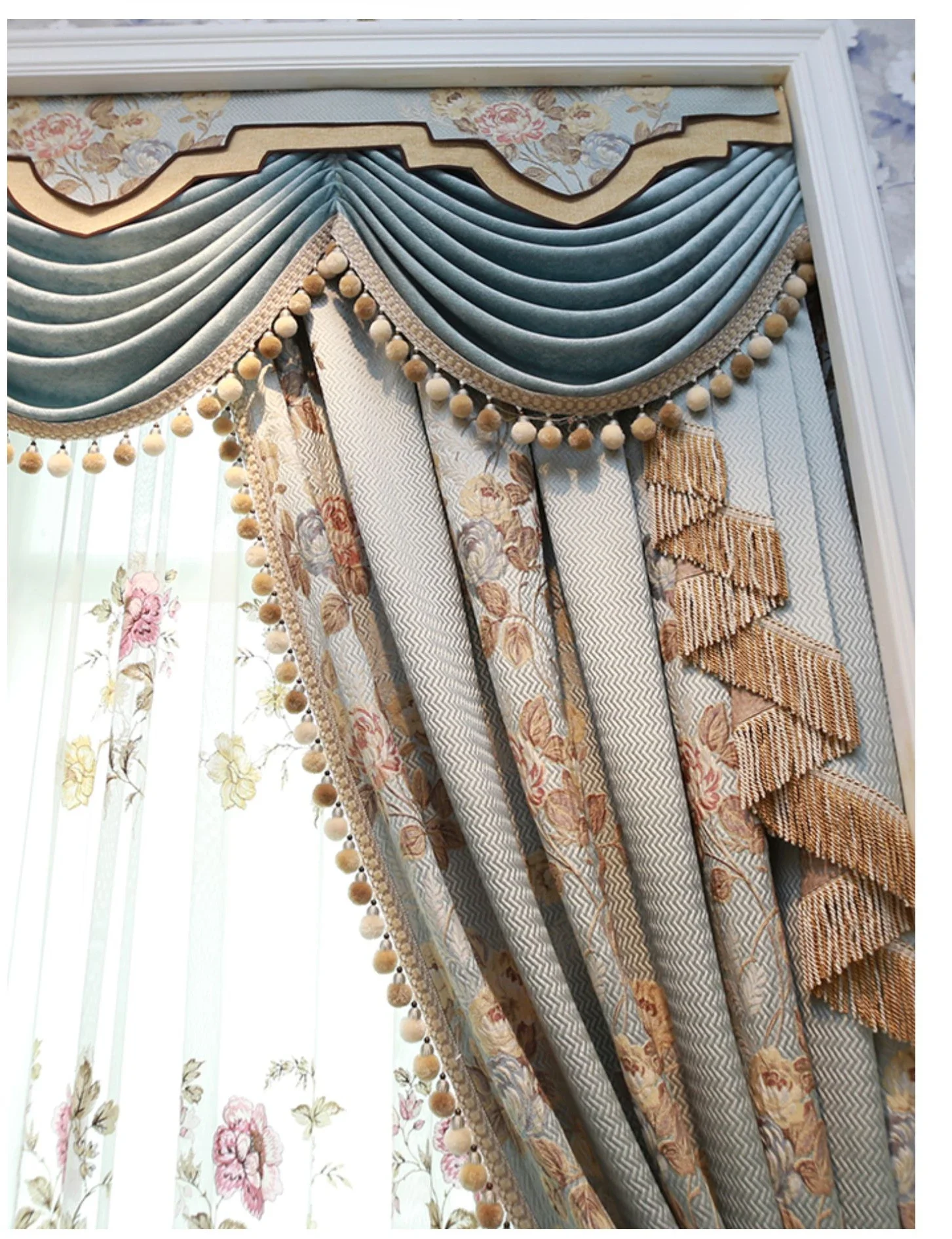 

European Green Chenille Hollow Embroidered Luxury Curtains for Living Room Dining Bedroom Blackout Valance Window Custom Tulle