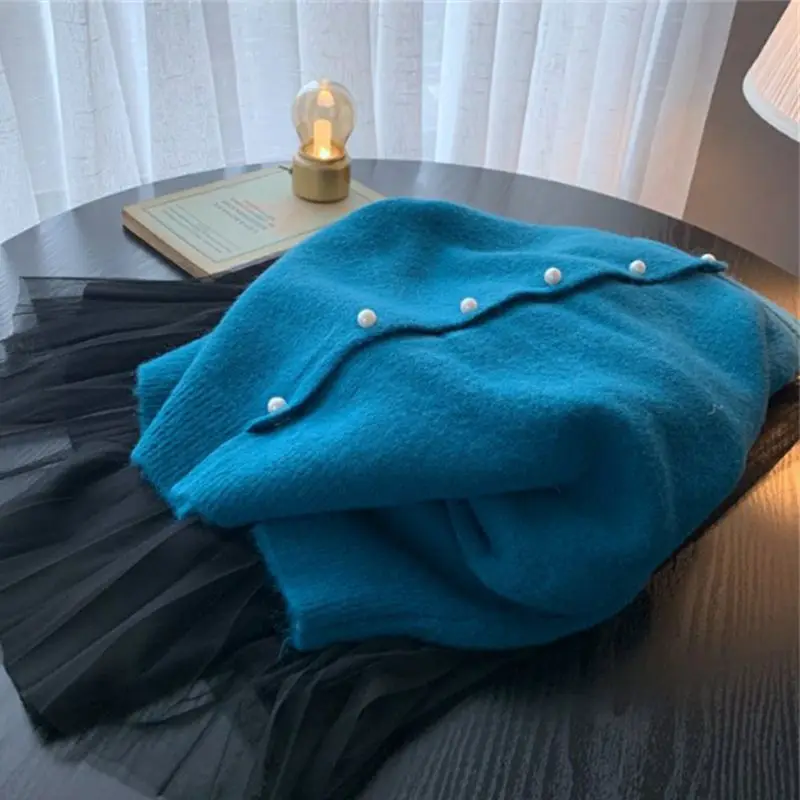 

Korean Version Round Neck Long Sleeved Knitted Cardigan Short Top Sweet Pearl Button Solid Color Sweater Jacket Woman Clothing