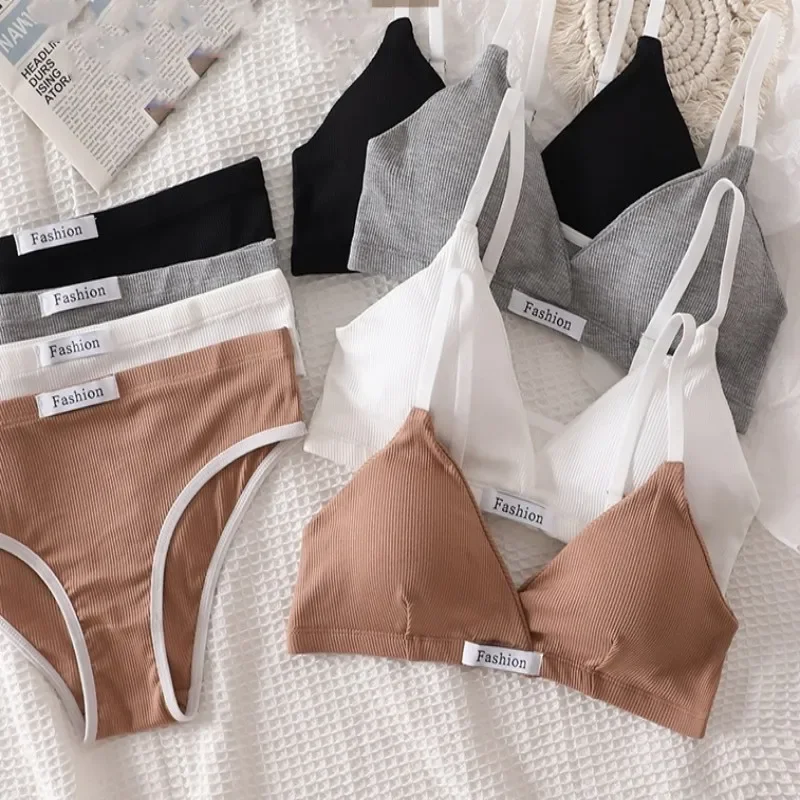 

Women Bralette Brassiere Bra Briefs Waist Set Sexy Underwear Cotton Vneck Sport Lingerie Low Wire Set Female Panties Free