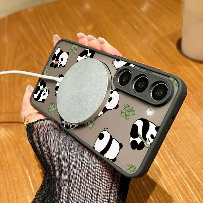 Magnetic Lovely Panda Case with Magsafe Compatibility