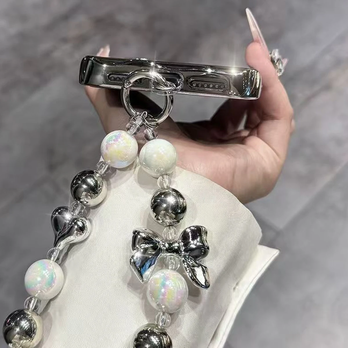 Sleek Shockproof Silicone Makeup Mirror Phone Case with Lanyard