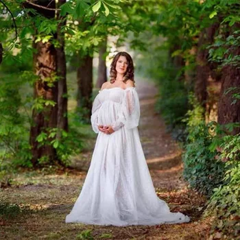 European Maternity Portrait Gown - Polka Dot Mesh Off-Shoulder Photography Dresses with Puff Sleeves & Cathedral Train Pregnancy