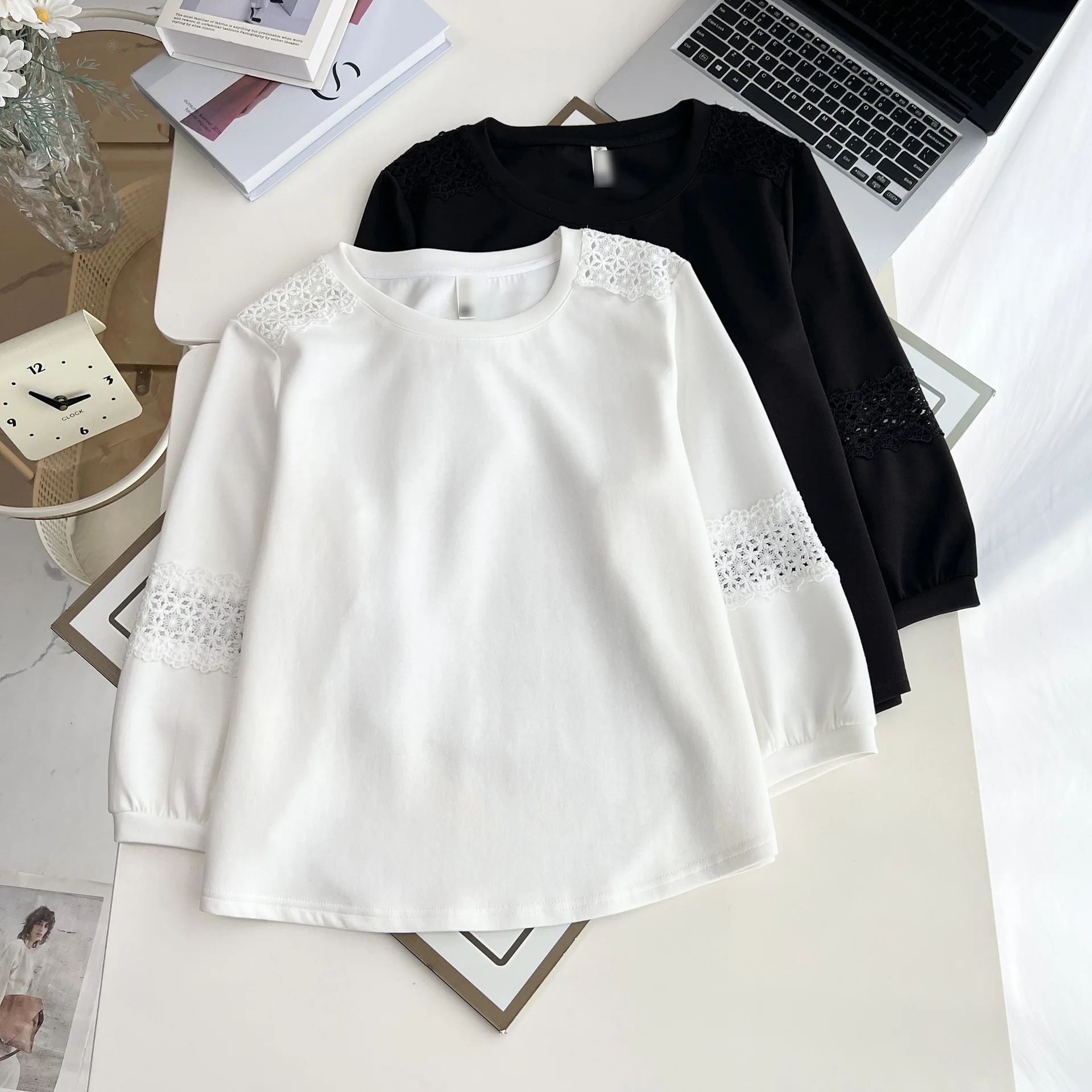 Plus Size Women's T-Shirt Autumn Fashion Lace Hollow Out Patchwork Round Neck Top 2507