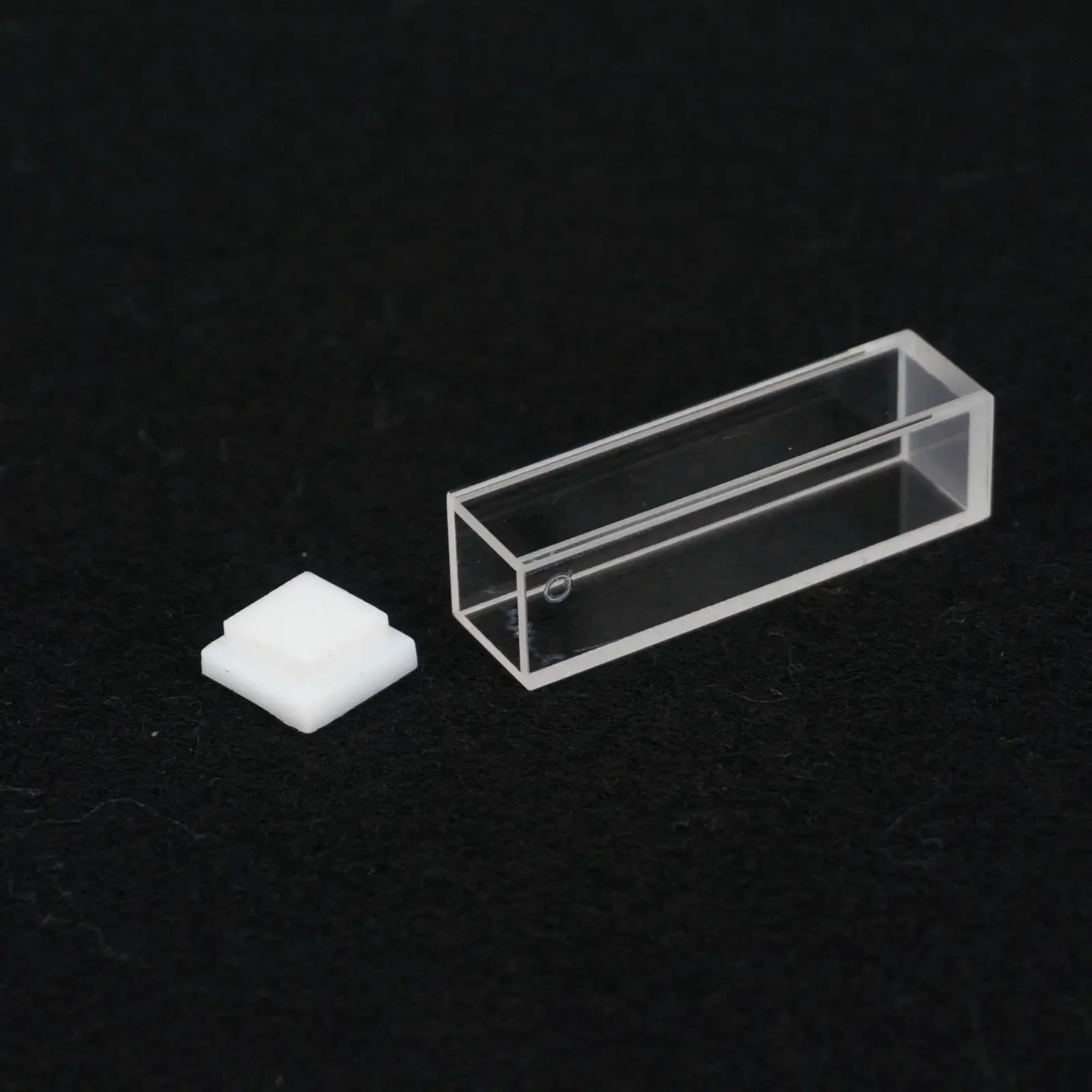 3.5ml 10mm Path JGS1 Quartz Cuvette Cell With Lid 4-faces Polish For Fluorescence Spectrometer Quartz Cuvette Cell