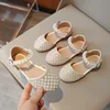 Children Party Flat Sandals Summer Rhinestone Pearl Sandals for Kids Girls Fashion Luxury Princess Causal Wedding Dress Shoes 3