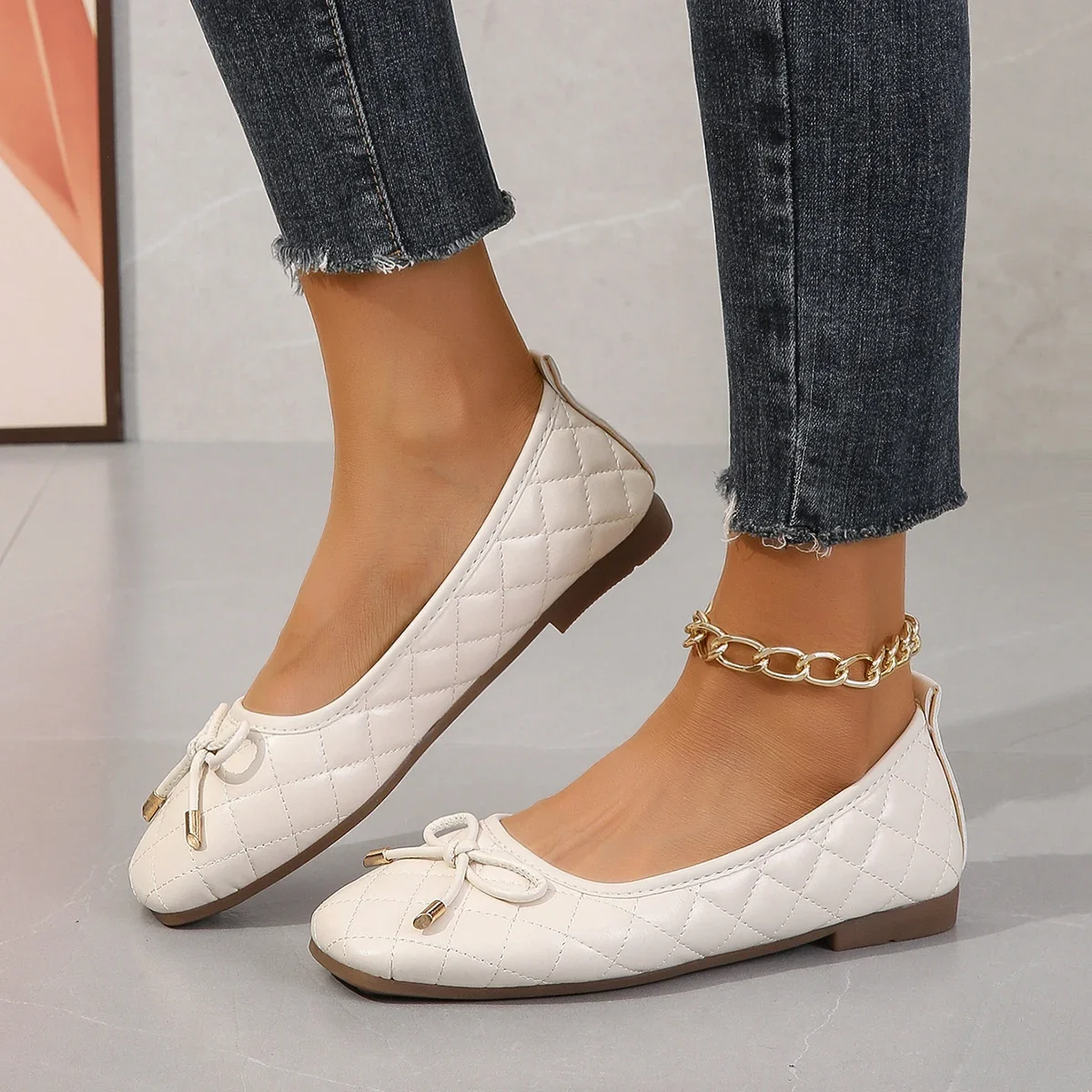 

Summer New Pointed Toe Comfortable Casual Beige Flat Shoes Elegant Shallow Mouth Lightweight Breathable Bow Women's Shoes NO: W7