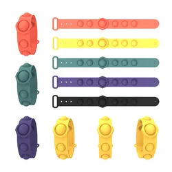 Pulsera sensorial de burbujas de arcoíris para niños y adultos, juguete Antiestrés con hoyuelos simples, juguete para aliviar el estrés