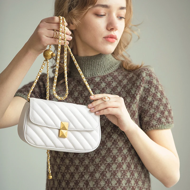 Designer Wave Handbag Women Crossbody Bag Fashion Woman Shoulder Bag  Quilted Twin Sets Mini Handbag Chain Round Coin Purses Luxury Shoulder Bags  Purse Festival Bags From Xingshengfashionbag, $41.44