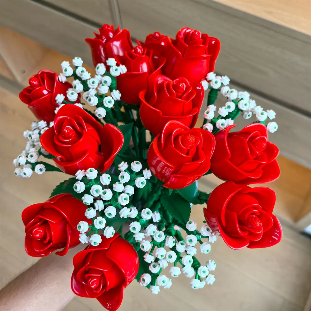 968PC Romantic Rose Bouquet Building Blocks Creative Home Desktop Plant Decorati