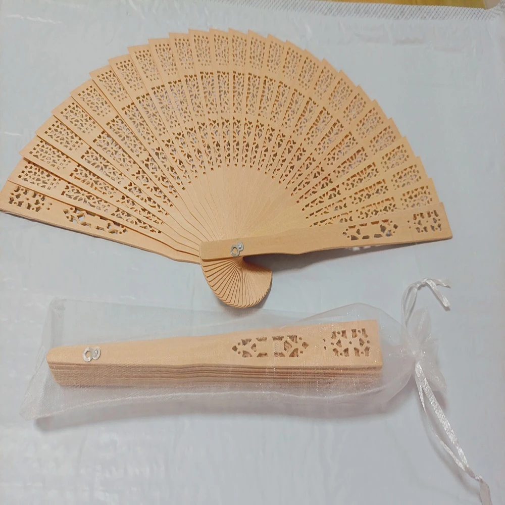 Folding Hand Fan Personalized Customized Wooden Fan Wedding Favors Gifts Sandalwood Hand Fan Party Decoration 20Cm Wood Folding