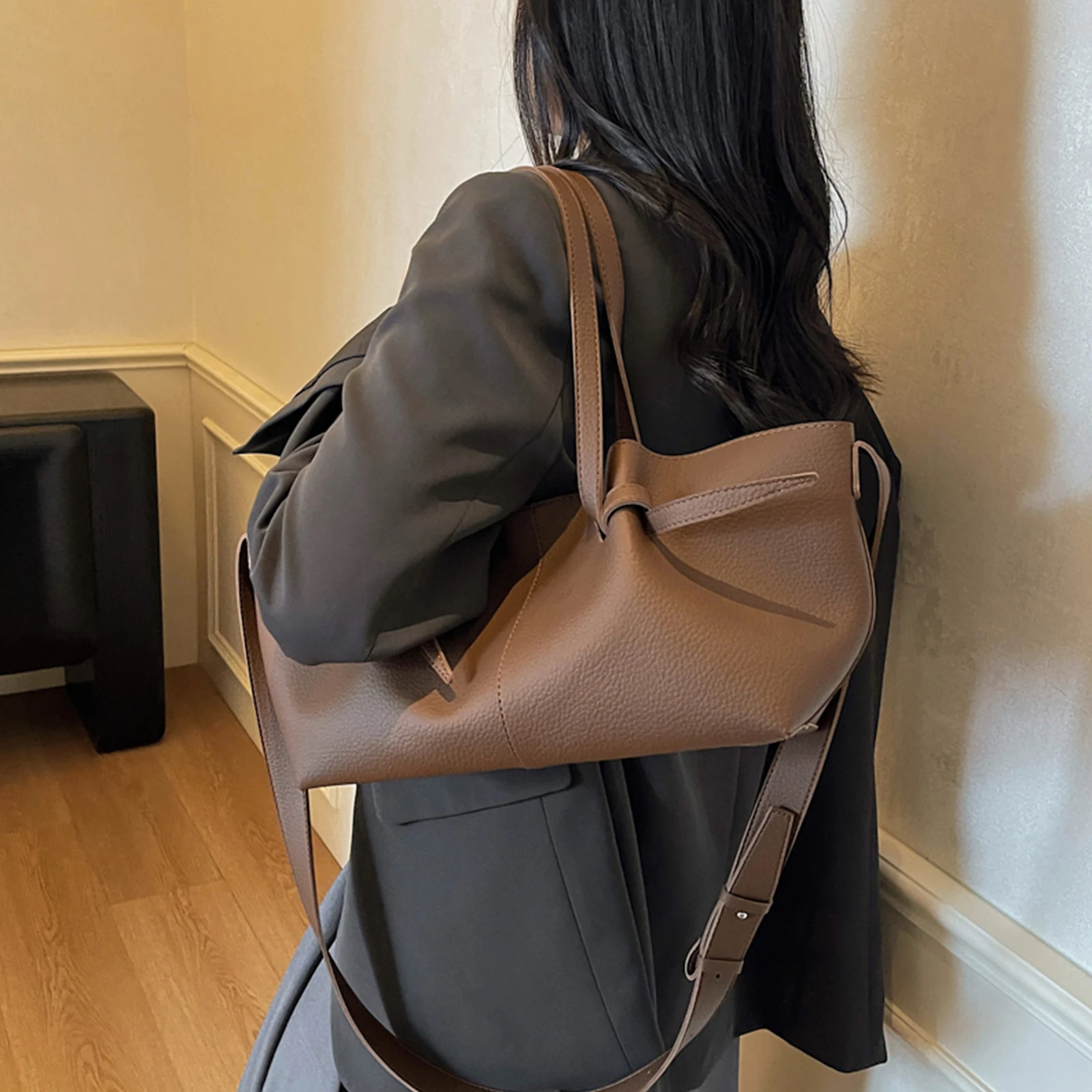 PU Leather Leisure Crossbody Bag Solid Color Vintage Sling Bag Large Capacity Elegant Satchel Bag Travel Date Work Handbag