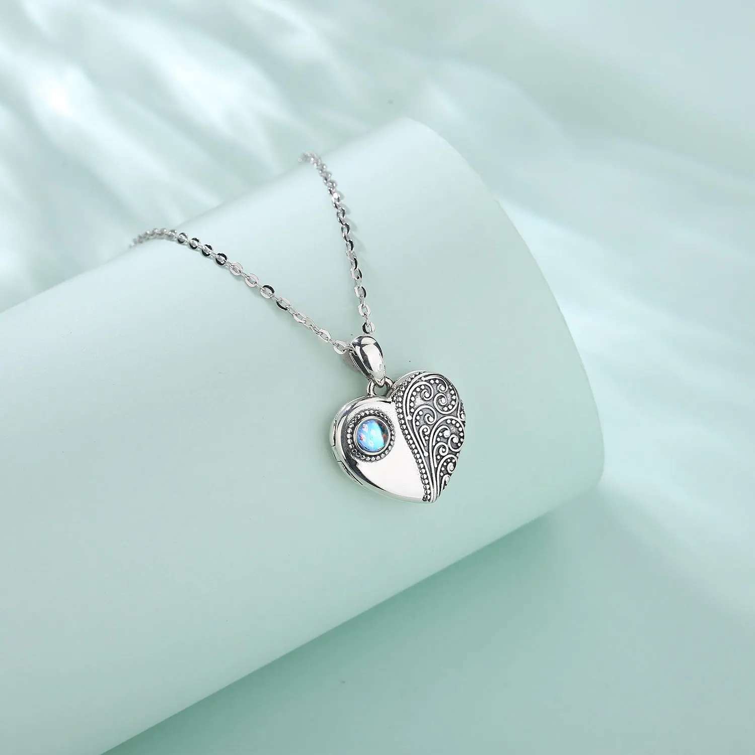 Moonstone Heart Memory Locket Silver Necklace - Image 5