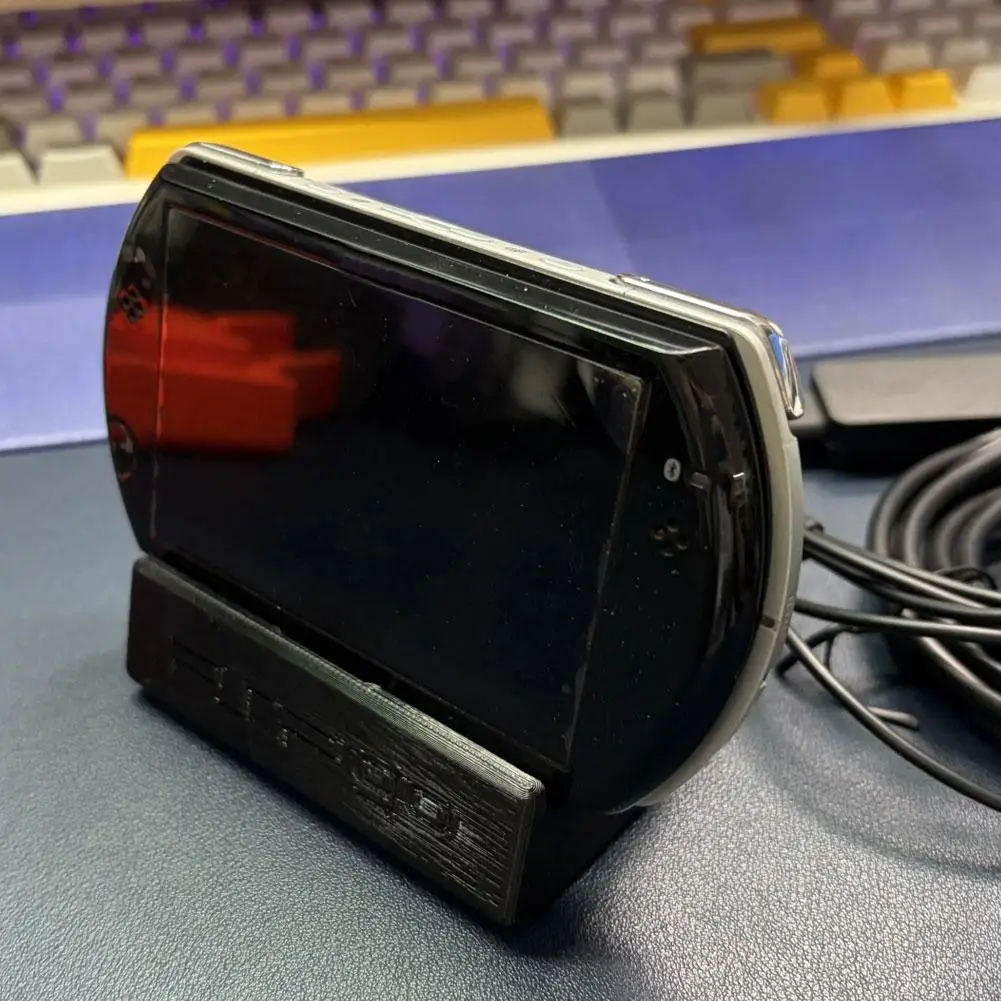 PSP Go용 3D 프린팅 베이스 스탠드(충전 데이터 비디오 출력 타입-C 인터페이스 및 게임 콘솔용 컴포넌트 케이블 포함)