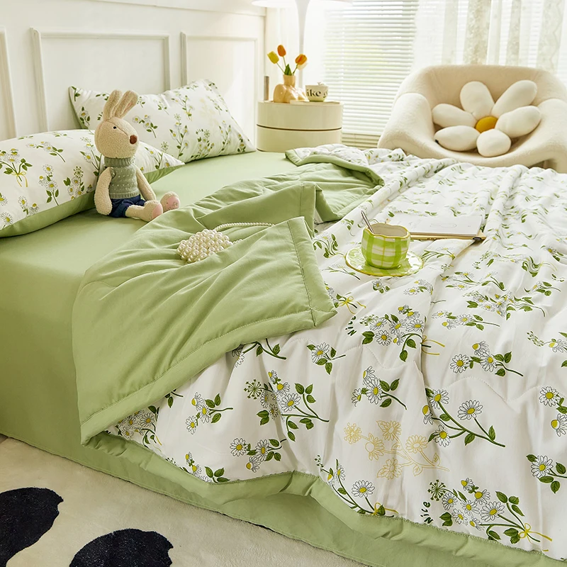 1pc Thin Duvet for Summer Quilt Single/Double/Queen Size Comforter Printed Blanket Home Soft Bedspread edredones (No Pillowcase) 1pc Thin Duvet for Summer Quilt Single/Double/Queen Size Comforter Printed Blanket Home Soft Bedspread edredones (No Pillowcase)