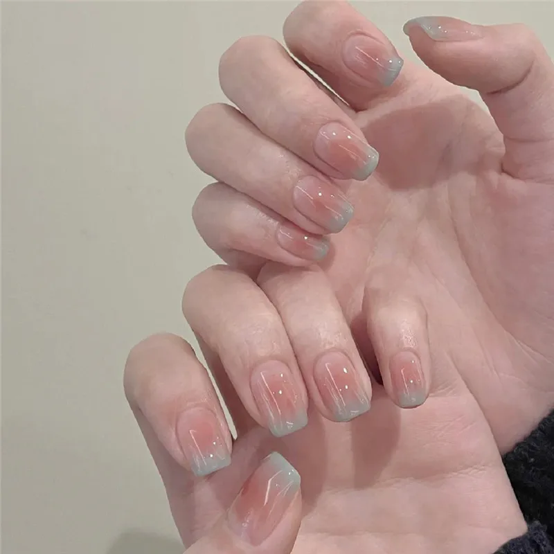 

Spring Haze Blue French powder blusher Nail Patch Gentle and Sweet Women Wears Removable False Nail Patch