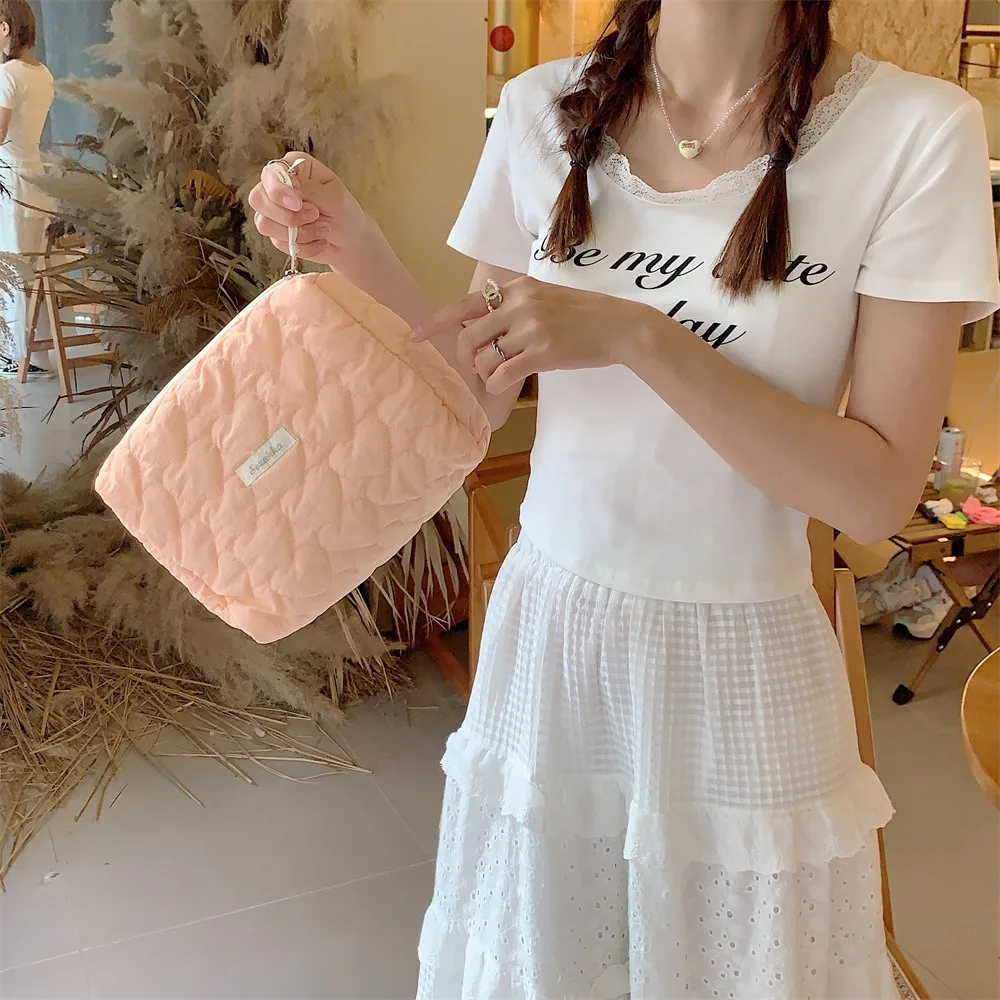 Women Heart Pattern Cosmetic Bag Makeup Bag Toiletries Organizer Zipper Bag Travel Wash Pouch Female Large Capacity Bags 5
