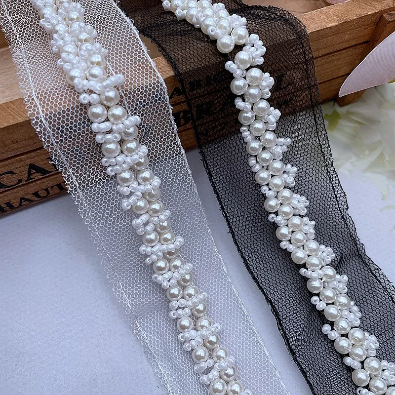 マイザーパース 刺繍編み込み　1800年代初期　イギリス　メタルビーズ マイザーパース 赤と緑の刺繍編み 1900年頃 フランス