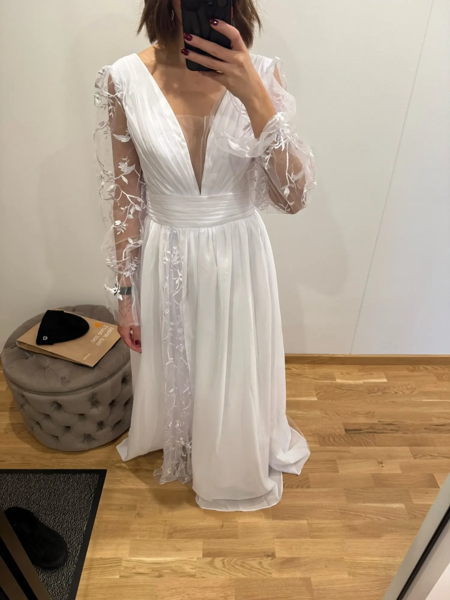 Sexy Deep V Neck Wedding Dress Long Sleeves Backless Lace A-Line Bridal Gown Sweep Train Chiffon