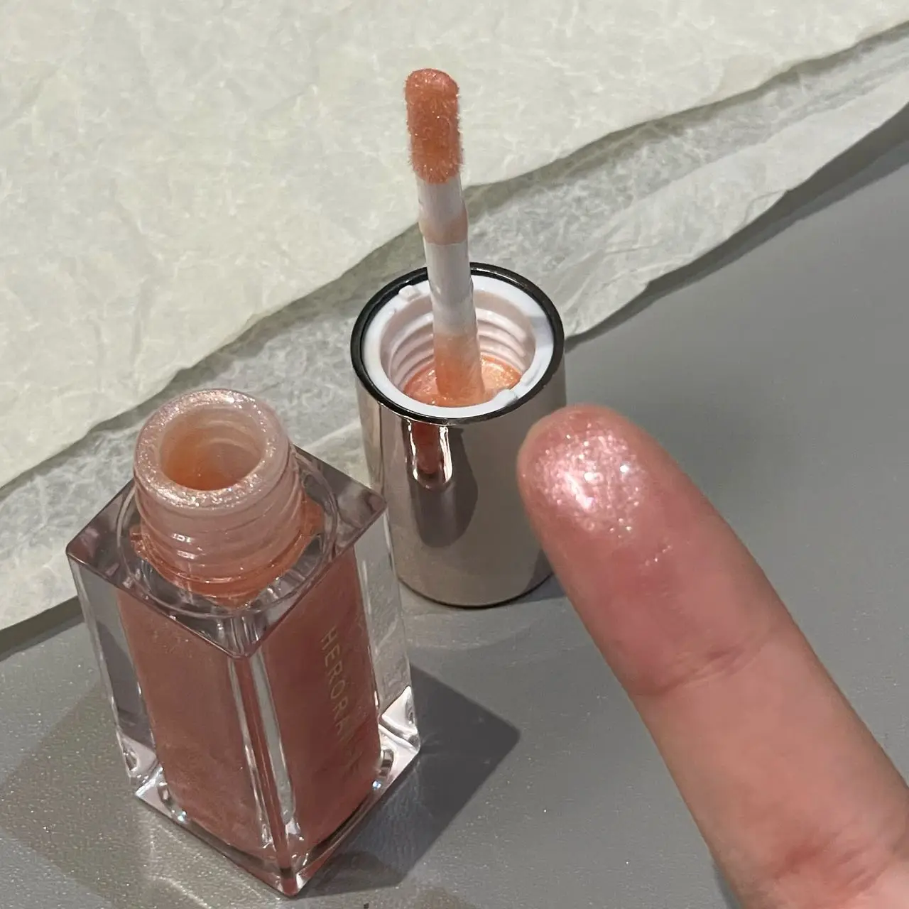 Herorange Glossy Lip Oil Shiny Hydrating Waterproof Gentle Lip Care Daily Essential