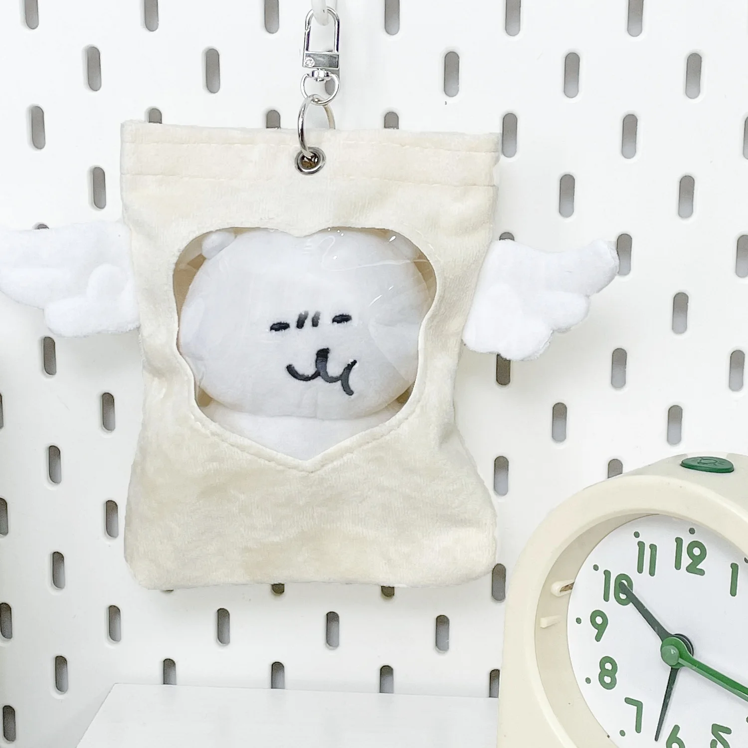 Geflügelter Puppentaschen-Ausstellungsständer für 10–13 cm große Baumwollpuppen, tragbarer hängender Anhänger, schützendes Puppenzubehör – Detail 6