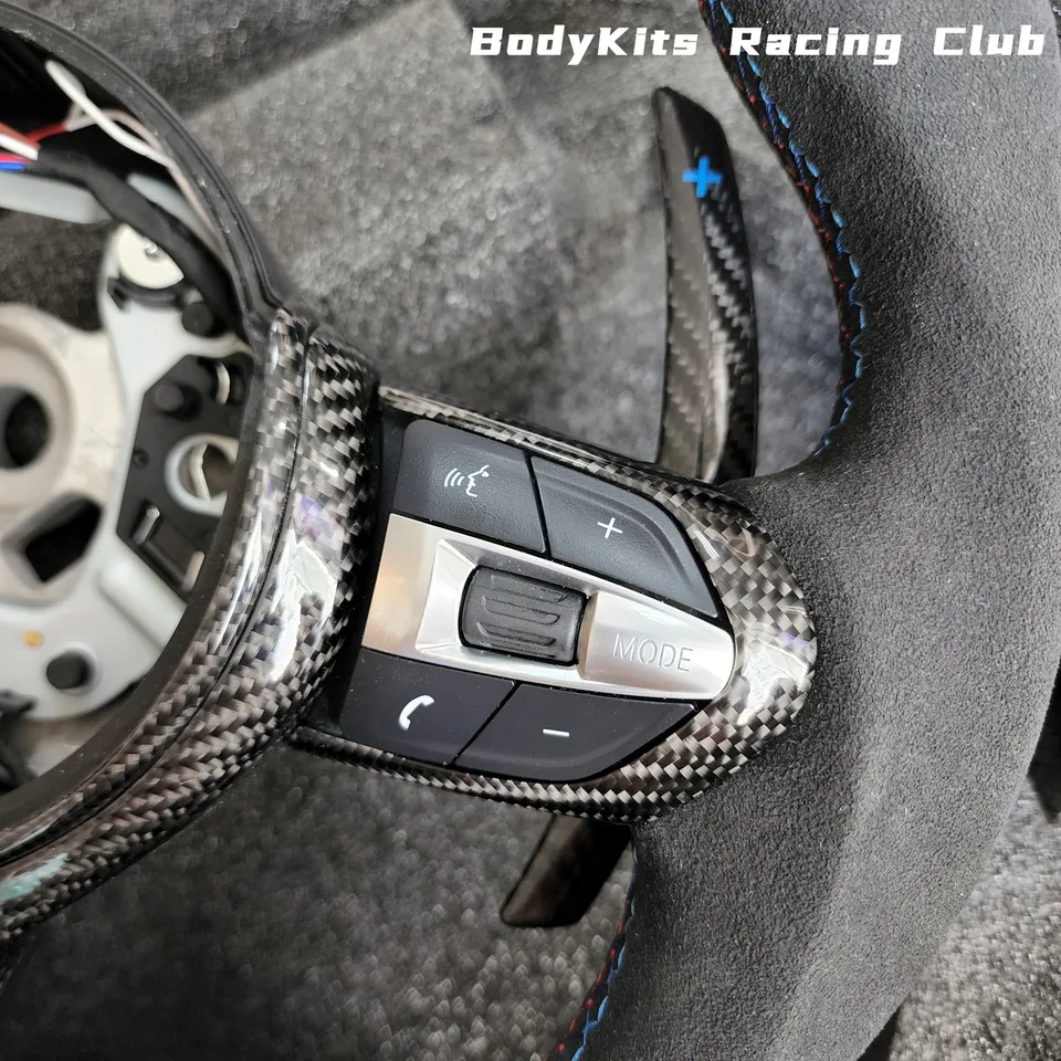 Volant Sport Carbone Et Cuir Avec LED Pour BMW Série 5/6 M5/M6 (F10 F11 F12 F13 F06) - Neuf