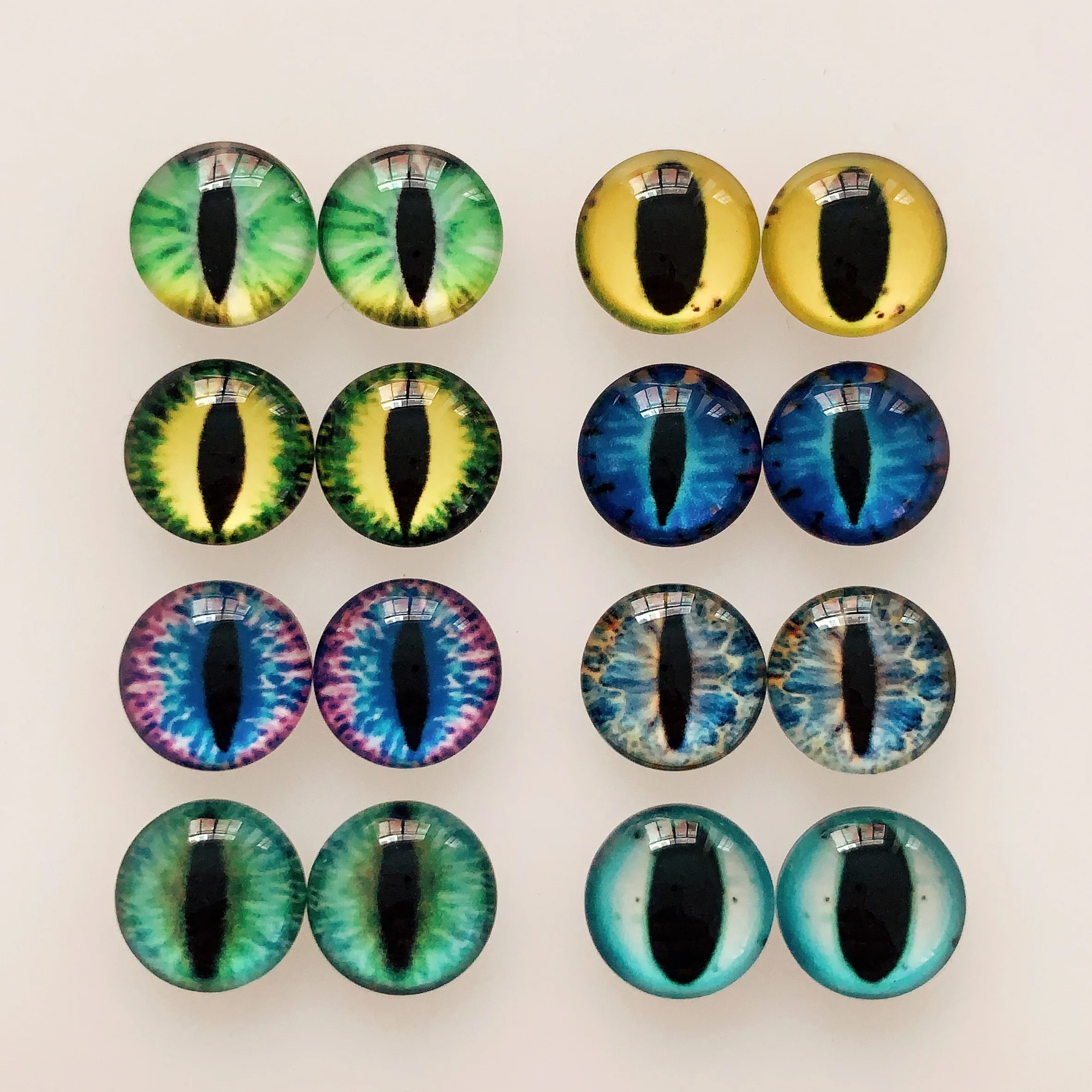 Onebeading 6mm 8mm 10mm 12mm Zufällig Gemischte Spielzeug Puppen Tier Augen Runde Glas Cabochon DIY Machen Zubehör K06380