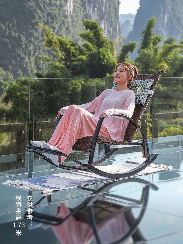 

Purple leaf rocking chair, adult lounge chair, balcony, living room, leisure , adult household, elderly leisure ,