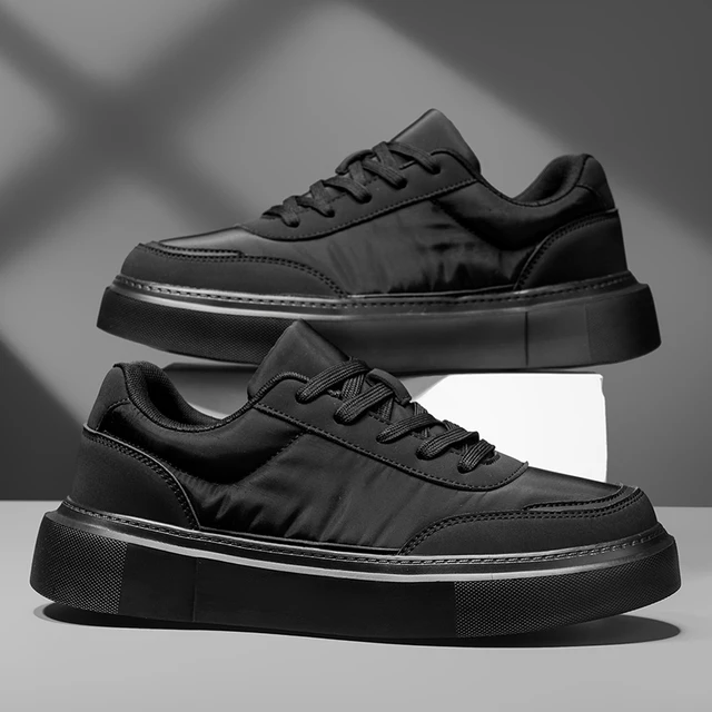 Men's Durable Outdoor Sneakers - All-Weather Cushioning with Lace-Up Design, Available in Two Colors, Low-Top Urban and Lightweight Hiking Shoes, Suitable for Everyday Wear, Travel, and Year-Round Use - Sturdy and Durable Casual Shoes, Stylish Appearance, a Favorite among Outdoor Enthusiasts