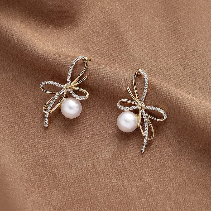 

European and American Women's Pearl Rhinestone-Encrusted Bow Stud Earrings Ins Earrings