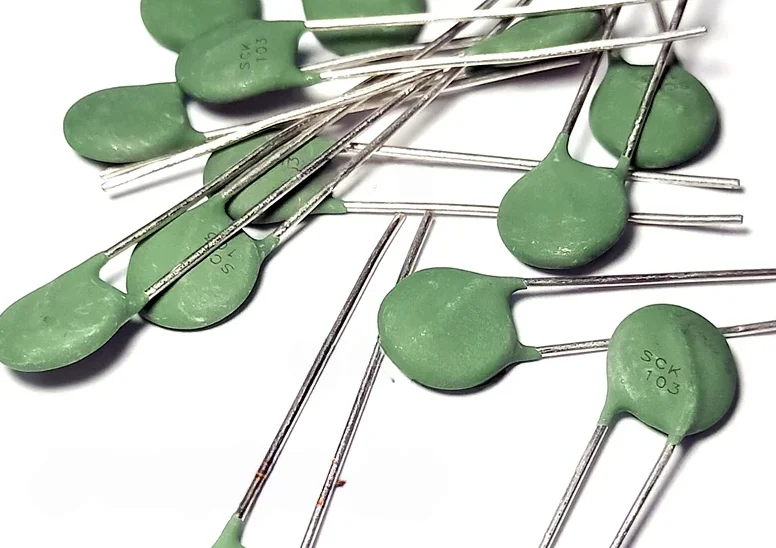 Thermistor NTC SCK-101 SCK-103 SCK-104 SCK-105 10R 1A 3A 4A 5A SCK-123 12R SCK-152 15R 2A SCK-164 16R SCK-4R74 4.7R SCK1R55 1.5R