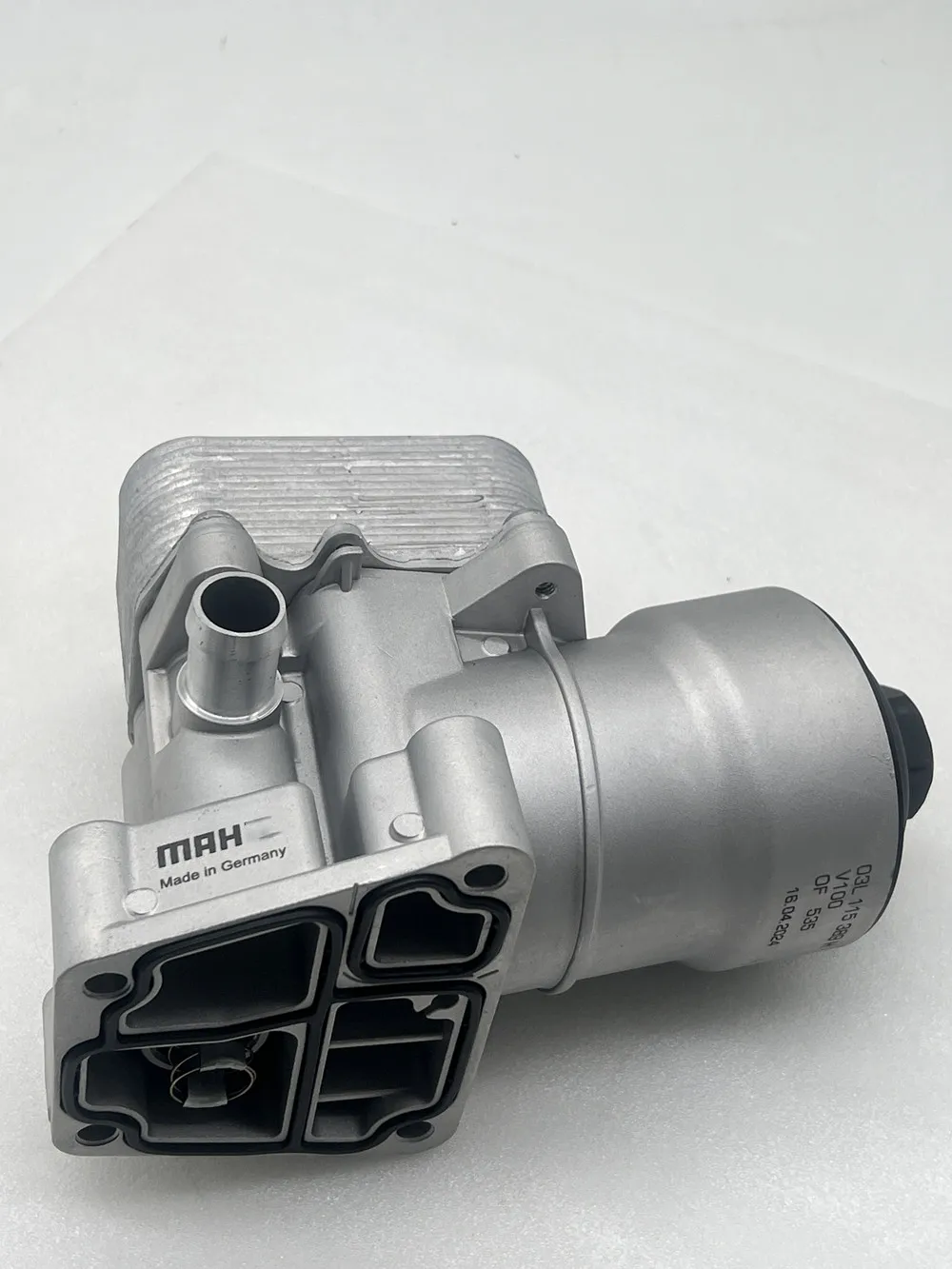 03L115389B Genuine New OME Oil filter Housing w/ Filter & Cooler Assembly For VW Passat TDI 2.0L 2012-14 03L115389C 03L115389H car oil filter,oil cooler