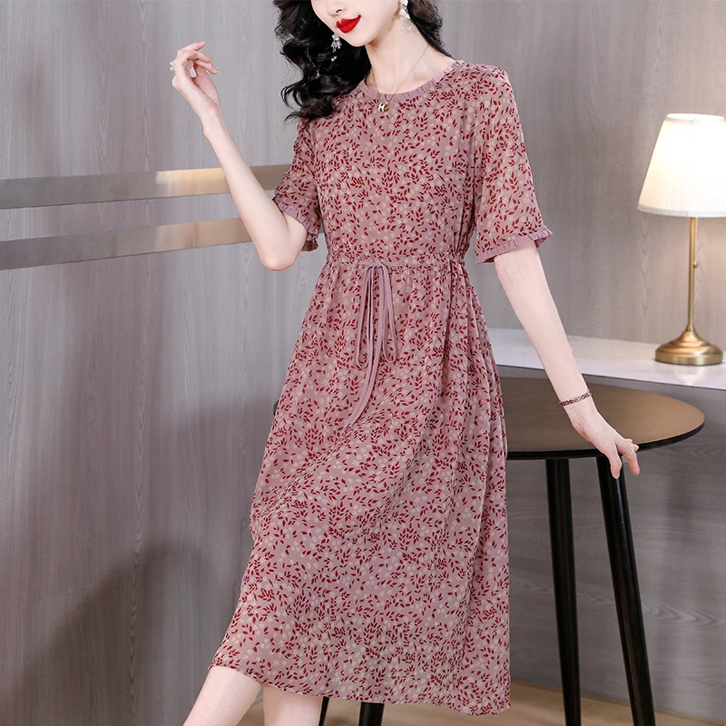 

2024 Summer New Silk Pink Fragmented Flower Dress for Women O-Neck Loose Large Waist Belt Slimming Knee Length Dress