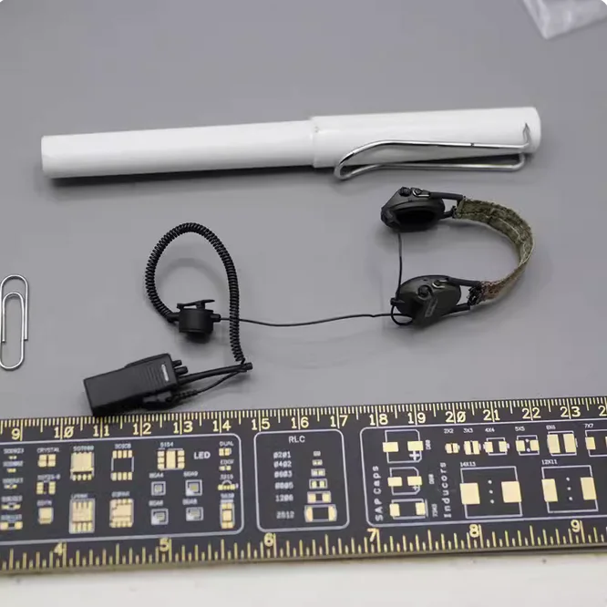 

FS 73050 1/6 PLA Female Radio Headset Model for 12'' female archer Niya