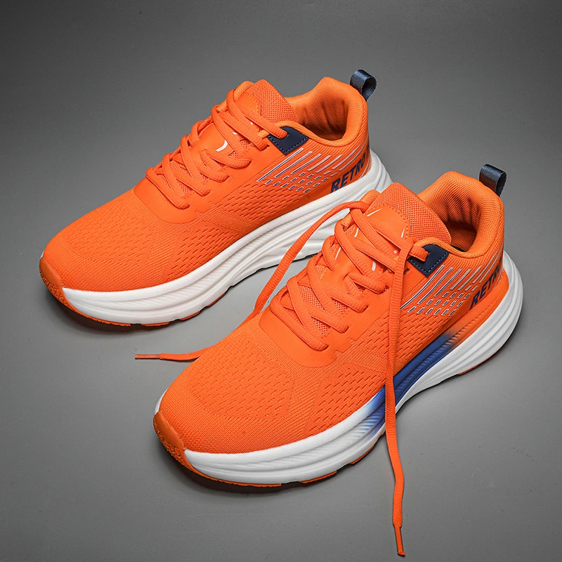

Popular Couple Style Easy and Casual Low Top Running Shoes for Comfortable Running