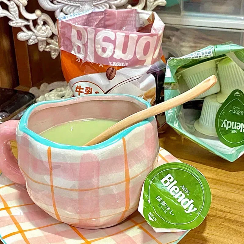 

Розовая Керамическая кофейная чашка, набор блюдец, послеобеденный чай, винтажная кружка для капучино, молока, кофе, кофейная чашка, кухонная посуда для завтрака