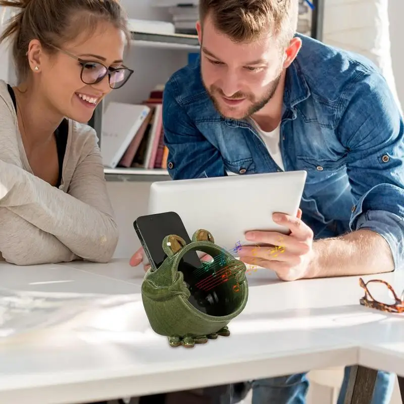 Cell Phone Holder Sound Amplifier Frog Shape Phone Stand Loudspeaker Phone Mount Holder Amplifying Phone Speaker Creative Cell
