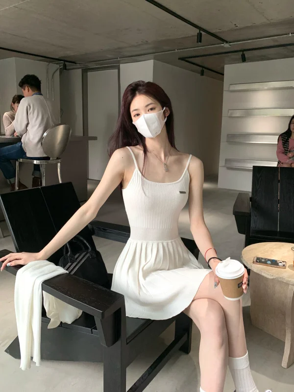 

Tennis Girls Dress Female Summer Pure Wind Tennis Dress White Short Girl Pleated A-line Dress with Halter Strap