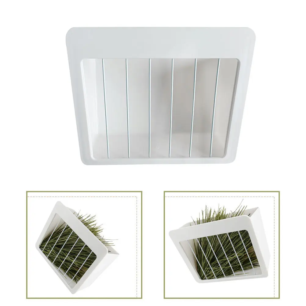 Small Animal Hay Feeder 5
