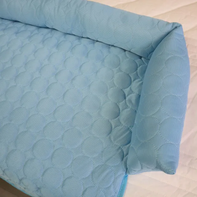 Summer Solid Color Ice Silk Pet Cooling Pad Breathable and Cooling Mat for Cats & Dogs Chill Pet Bed for Hot Weather 3