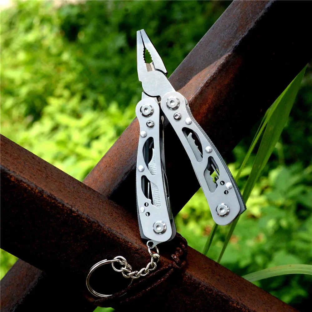 Description Picture 4 of itemMultifunction Folding Pliers Pocket Knife Outdoor Camping Survival Hunting Foldable Multi Tool Scissors Saw Screwdriver Clip Set