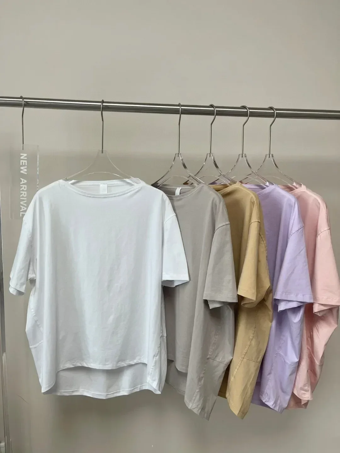 Рисунок 3 - Свободные топы Для Йоги Lulu