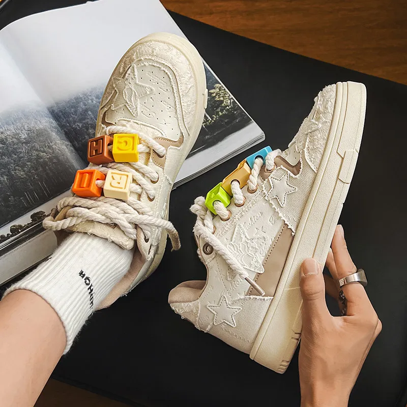 2023 Stylish Autumn Winter Black Men's Sneakers High Quality Mens Trainers Canvas Skateboard Shoes Platform Men Casual Sneakers