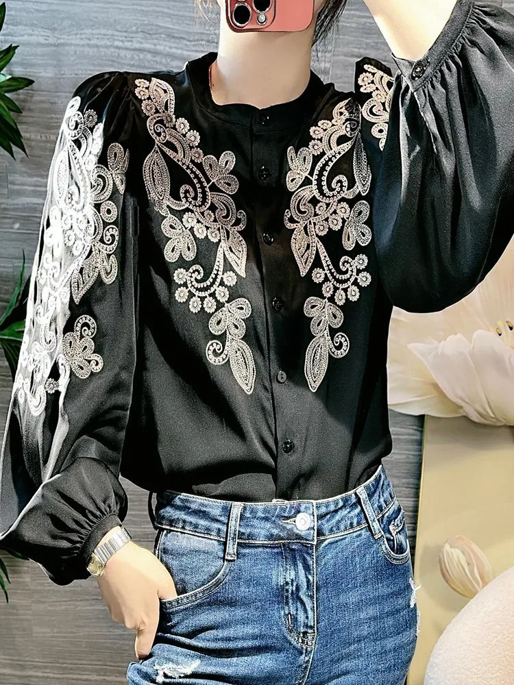 

Retro Silk Stain Embroidery Shirt 2023 Autumn Stand Collar Lantern Sleeve Women Blouse Fashion Commute OL Tops