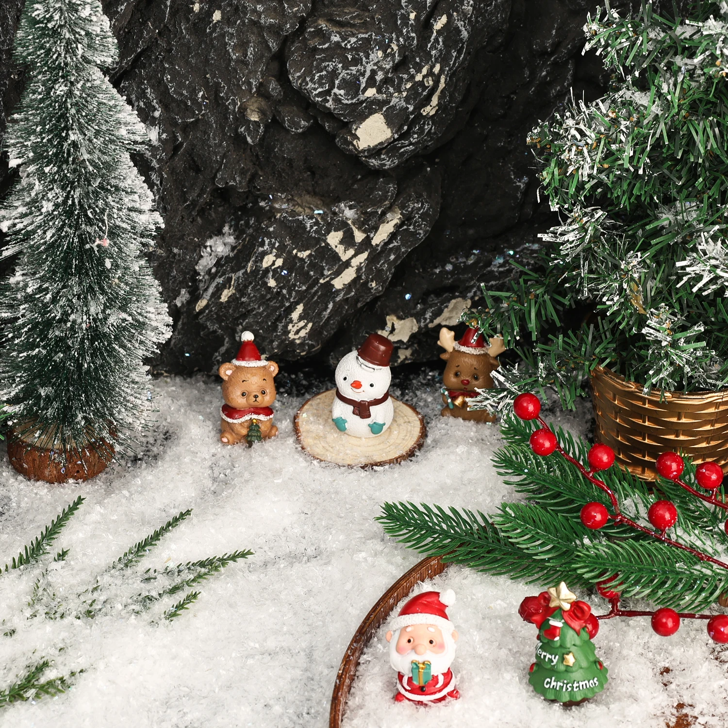 Description Picture 4 of item200G Dry White Plastic Snowflakes Christmas Flashing Fake Snow Artificial Snow Powder Winter Scene Prop DIY Decor New Year Party