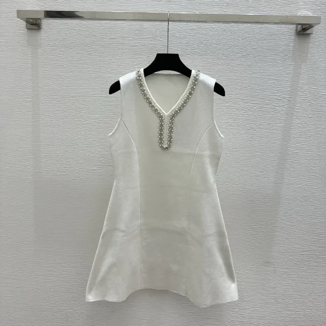 High-quality 2026 new elegant and fashionable women's mini dress with sequin decoration at the neckline xy26512260