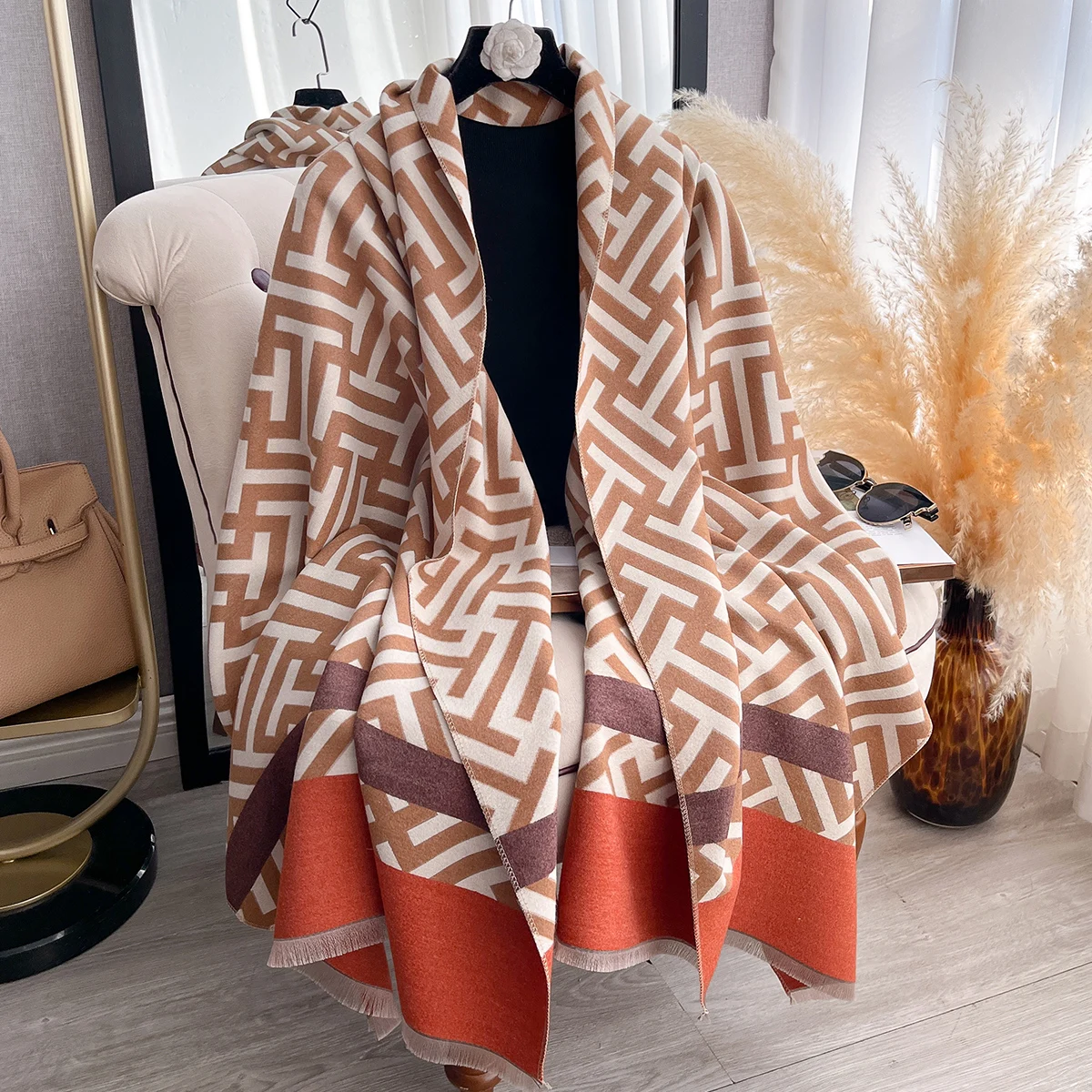 New Brand Elegance Two-Sided Print Scarf Soft Warm Fringe Pashmina Shawl Autumn and Winter Outdoor Coldproof Windproof Blanket