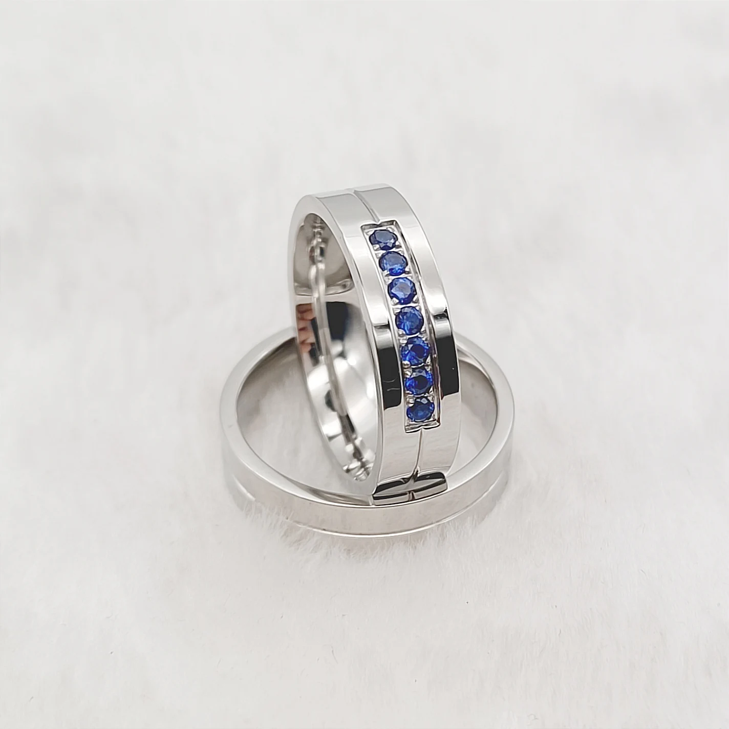 Exquisiter Zweifarbiger Gedrehter Ring Für Damen, Jubiläumsgeschenk