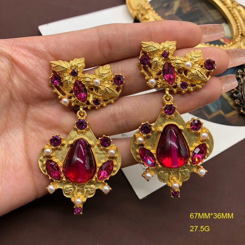 European and American vintage palace noble and elegant rose red glaze pearl exaggerated earrings, ear clips