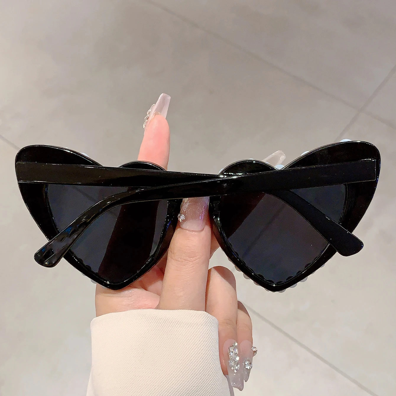 KAMMPT Stilvolle Herz-Designer-Sonnenbrille, weiße Perle, Bonbonfarben, Dekor, Sonnenbrille, Modemarke, rosa Strand-Sonnenbrille für Damen – Detail 7